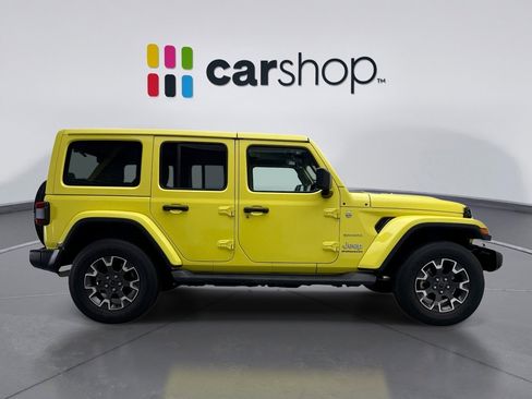 Used 2024 Jeep Wrangler Unlimited Sahara w/ Technology Group image 6