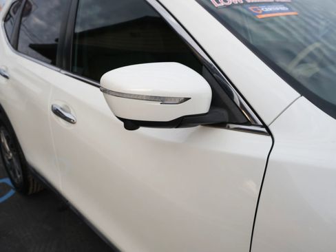 Used 2015 Nissan Rogue SL image 19