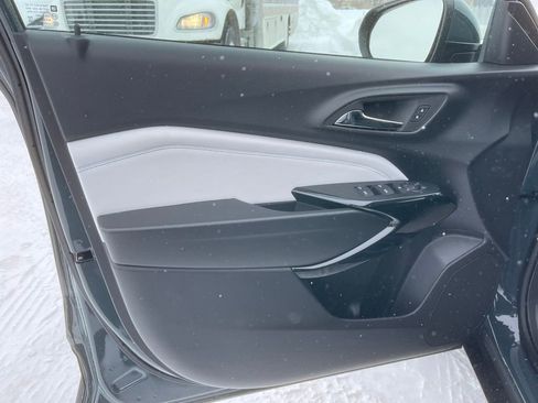 New 2026 Chevrolet Trax LT w/ LT Convenience Package image 9