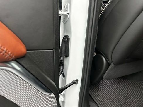 Used 2024 GMC Yukon XL Denali Ultimate image 38