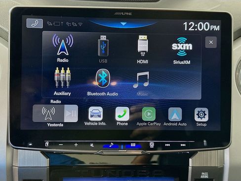 Used 2018 Toyota Tundra Platinum image 14