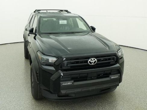 New 2026 Toyota 4Runner SR5 AWD/4WD image 16