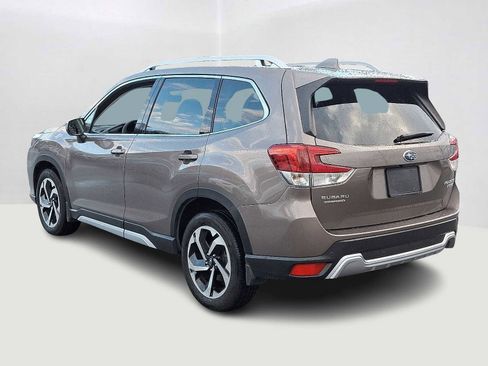 Used 2023 Subaru Forester Touring image 7
