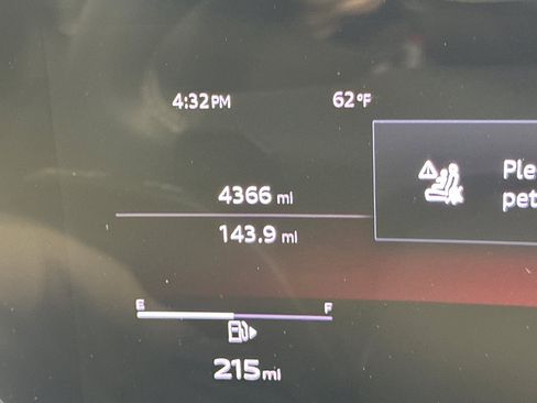 Used 2025 Audi A5 2.0T Premium w/ Convenience Package image 22