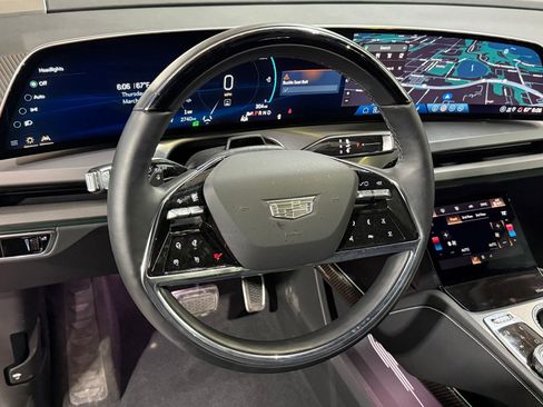 New 2026 Cadillac Vistiq Sport AWD/4WD image 15