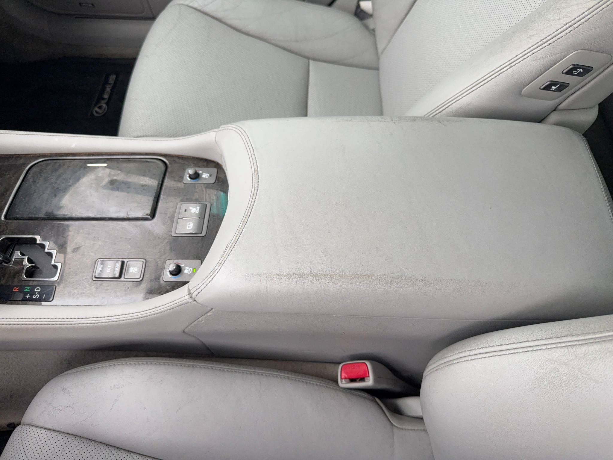 Used 2012 Lexus LS 460 w/ Comfort Pkg RWD image 23