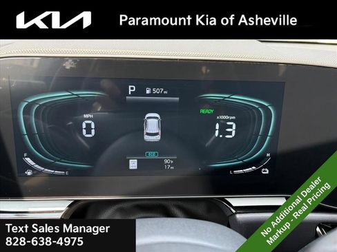 New 2026 Kia Niro EX FWD image 9