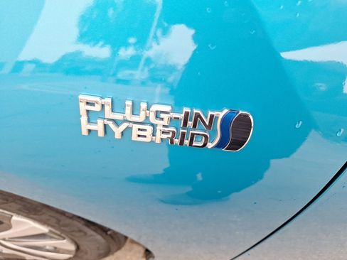 Used 2021 Toyota Prius Prime Limited image 14