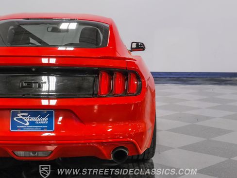 Used 2017 Ford Mustang GT image 24