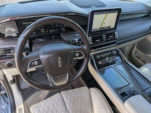 Used 2020 Lincoln Navigator Black Label image 10