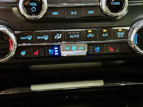 Used 2025 Ford F150 Raptor AWD/4WD image 21