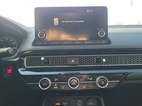 Used 2023 Honda Civic Sport image 25