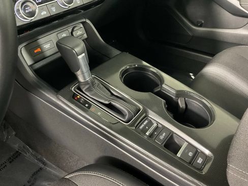 Used 2024 Honda Civic Sport image 18