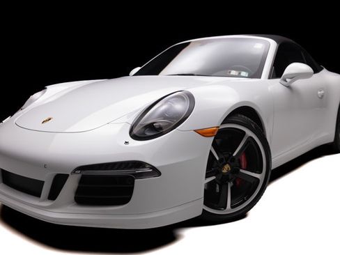 Used 2015 Porsche 911 Carrera S RWD image 32