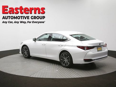 Used 2024 Lexus ES 250 w/ Premium Package image 66