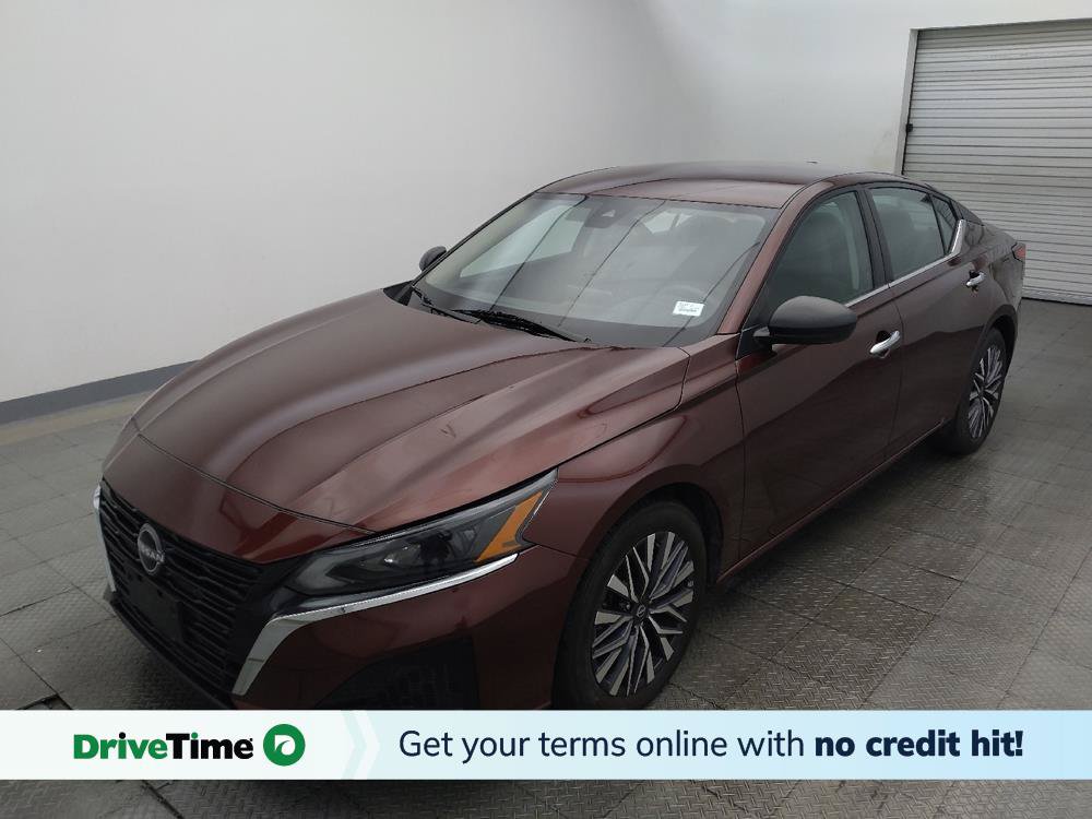 Used 2025 Nissan Altima 2.5 SV FWD image 1