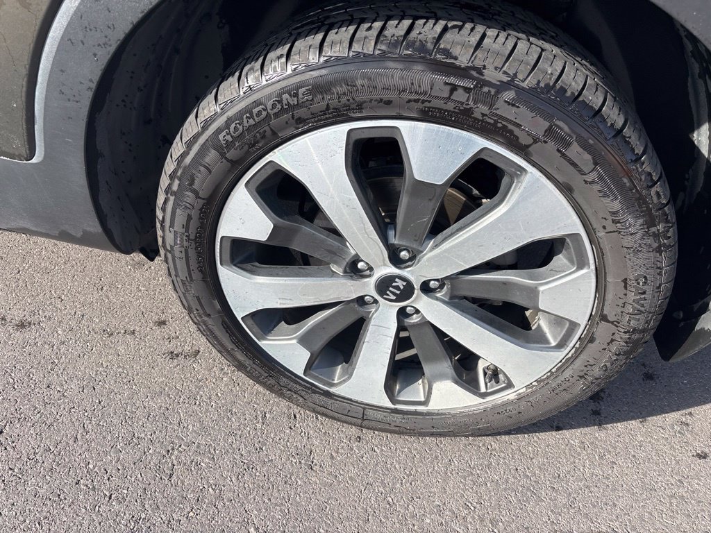 Used 2021 Kia Telluride S AWD/4WD image 3