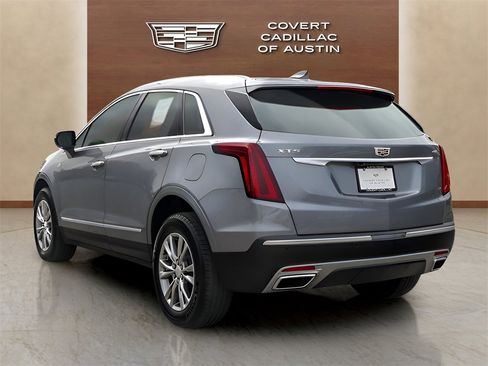 Used 2021 Cadillac XT5 Premium Luxury w/ LPO, Floor Liner Package image 3