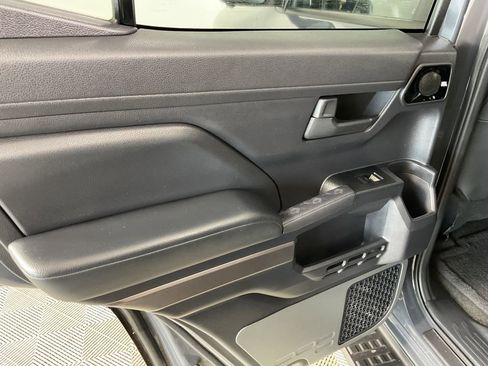 Used 2025 Toyota 4Runner TRD Off-Road Premium w/ Tow Technology Package image 19