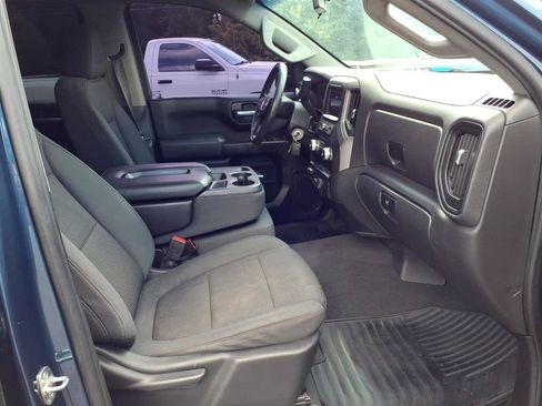 Used 2021 GMC Sierra 1500 4x4 Crew Cab w/ Sierra Value Package image 10