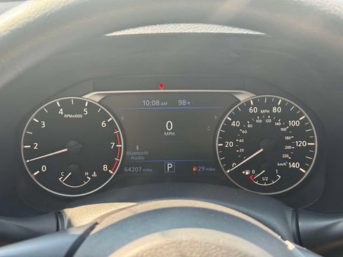 Used 2024 Nissan Altima 2.5 SV FWD image 30