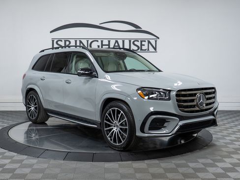 New 2026 Mercedes-Benz GLS 450 4MATIC image 3