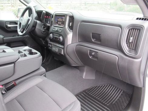 Used 2025 Chevrolet Silverado 1500 Custom Trail Boss image 11