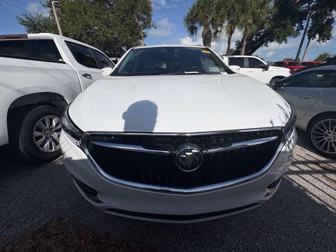 Used 2021 Buick Enclave Essence w/ Trailering Package, 5000 lbs. FWD image 2