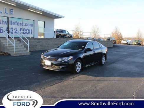 Used 2018 Kia Optima LX image 1