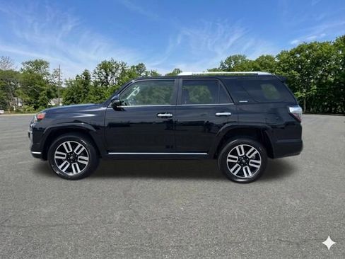 Used 2023 Toyota 4Runner Limited AWD/4WD image 5