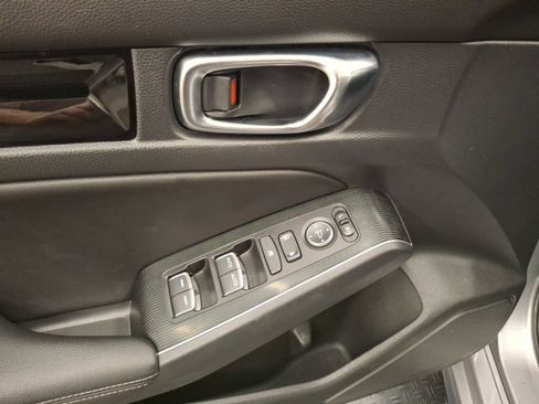 Used 2022 Honda Civic Sport Touring image 16