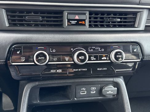 Used 2025 Honda Pilot EX-L image 27