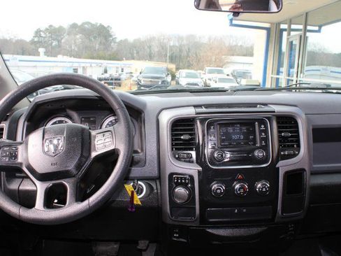 Used 2019 RAM 1500 Express w/ Express Value Package image 5