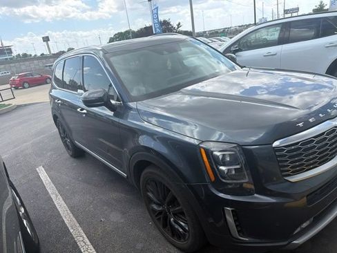 Used 2021 Kia Telluride SX w/ SX Prestige Package AWD/4WD image 3