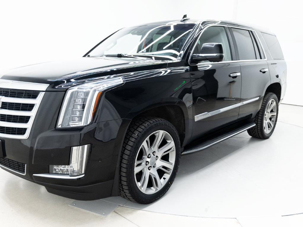 Used 2019 Cadillac Escalade Luxury AWD/4WD image 21