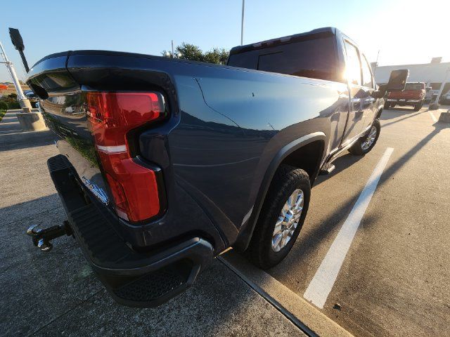 Used 2025 Chevrolet Silverado 2500 High Country w/ Technology Package AWD/4WD image 4