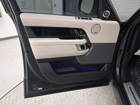 Used 2021 Land Rover Range Rover P525 Westminster Edition image 12