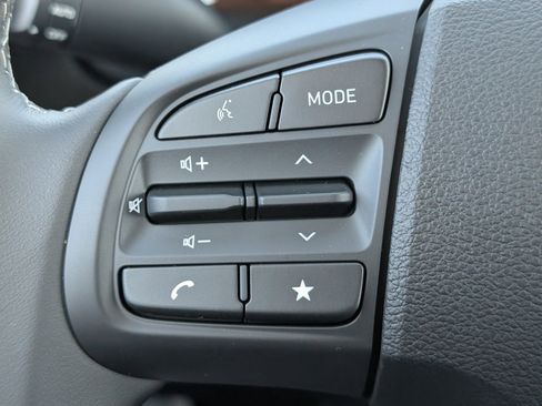 New 2026 Hyundai Venue SEL image 18