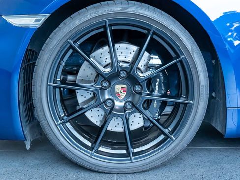 Certified 2025 Porsche 718 Cayman GTS RWD image 11