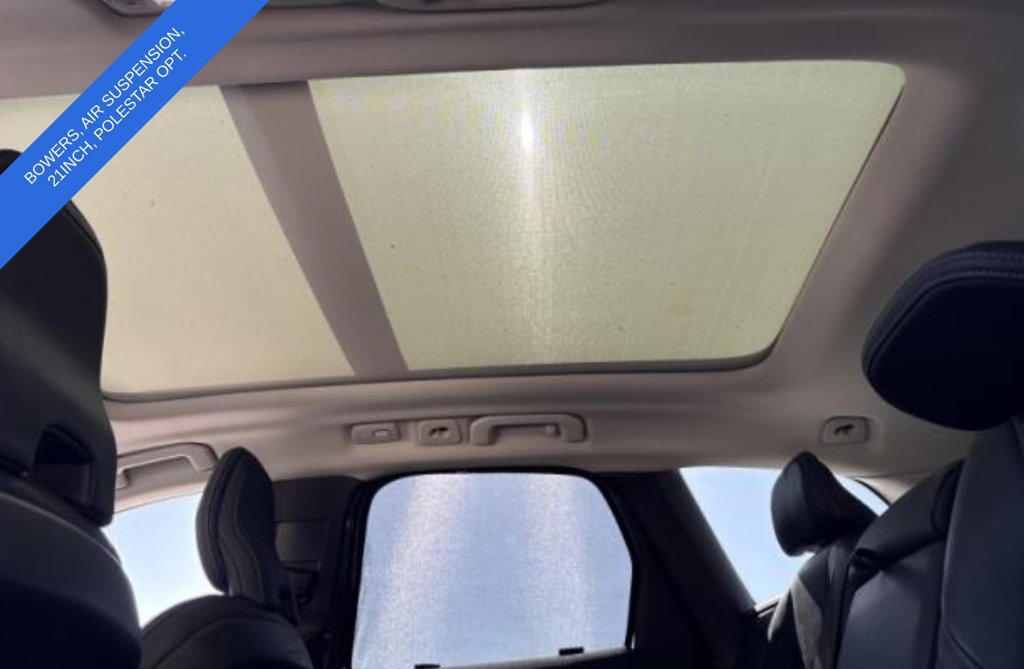 Used 2023 Volvo XC60 B5 Ultimate w/ Protection Package Premier FWD image 17