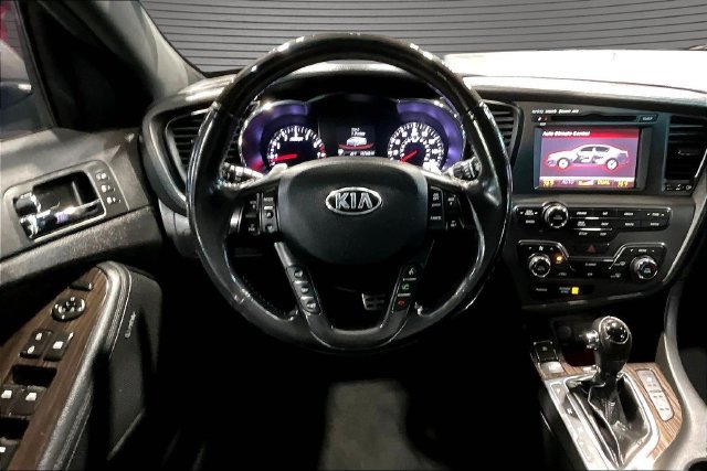 Used 2013 Kia Optima SX w/ Limited Pkg FWD image 8