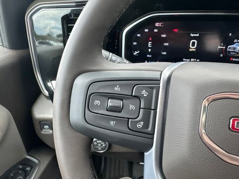 New 2026 GMC Sierra 1500 SLT w/ X31 Off-Road Package AWD/4WD image 24