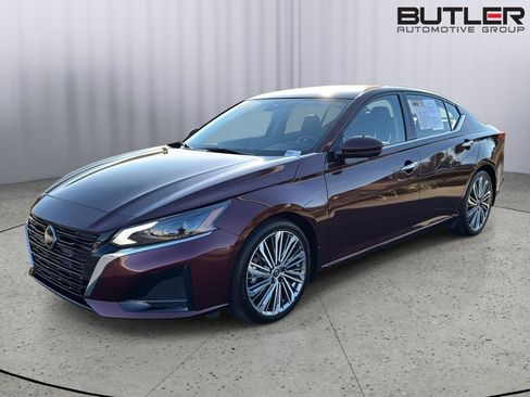 Used 2024 Nissan Altima 2.5 SL image 1