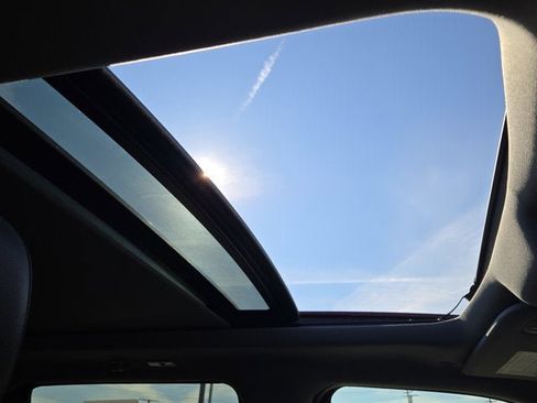 Used 2023 Ford F250 Lariat w/ Sport Appearance Package image 8