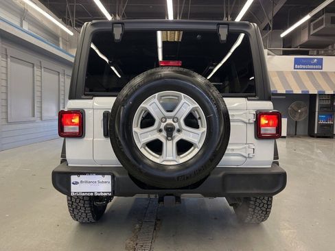 Used 2023 Jeep Wrangler Unlimited Sport image 6