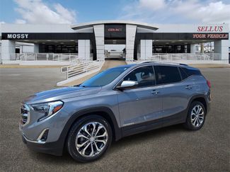 Used 2021 GMC Terrain SLT image 1