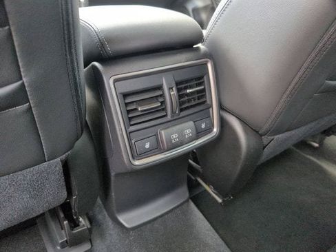 Used 2023 Subaru Forester Touring AWD/4WD image 18