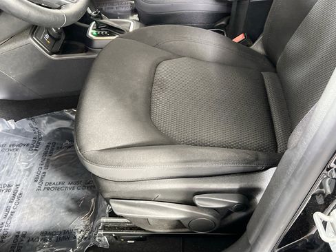 Used 2019 Jeep Renegade Altitude w/ Quick Order Package 2XM image 17