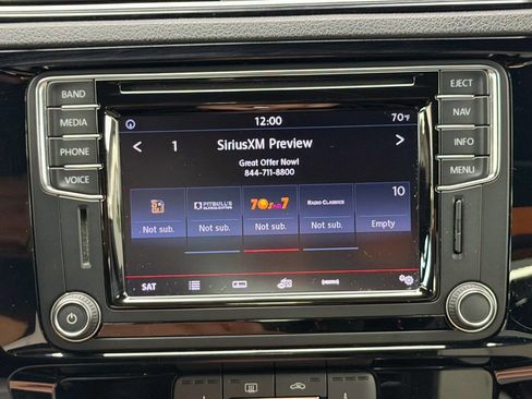 Used 2016 Volkswagen Jetta Sport image 68