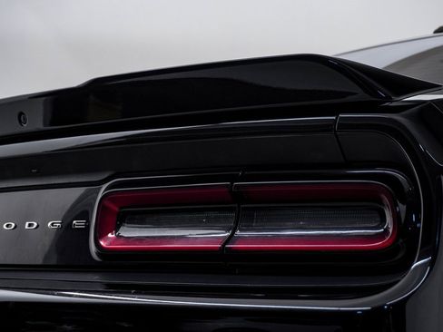 Used 2022 Dodge Challenger GT image 13